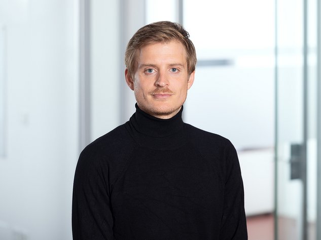 Dr. Elias Steinhilper,