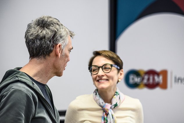 DeZIM lunch discussion: Unsichtbare Lasten sichtbare Stärke