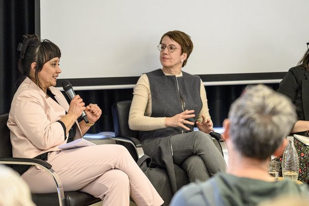 DeZIM lunch discussion: Unsichtbare Lasten sichtbare Stärke